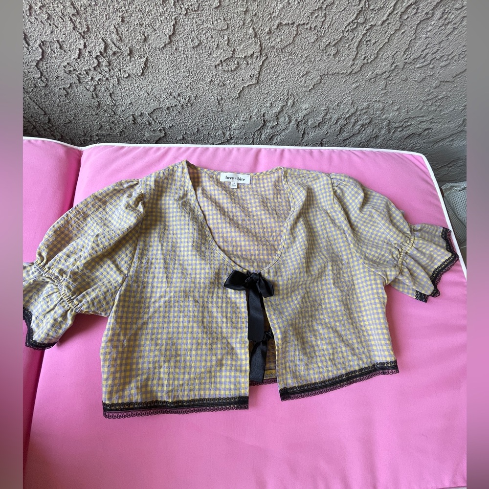 Gingham Puff Sleeve mid drift Top with Black Bow & lace detail